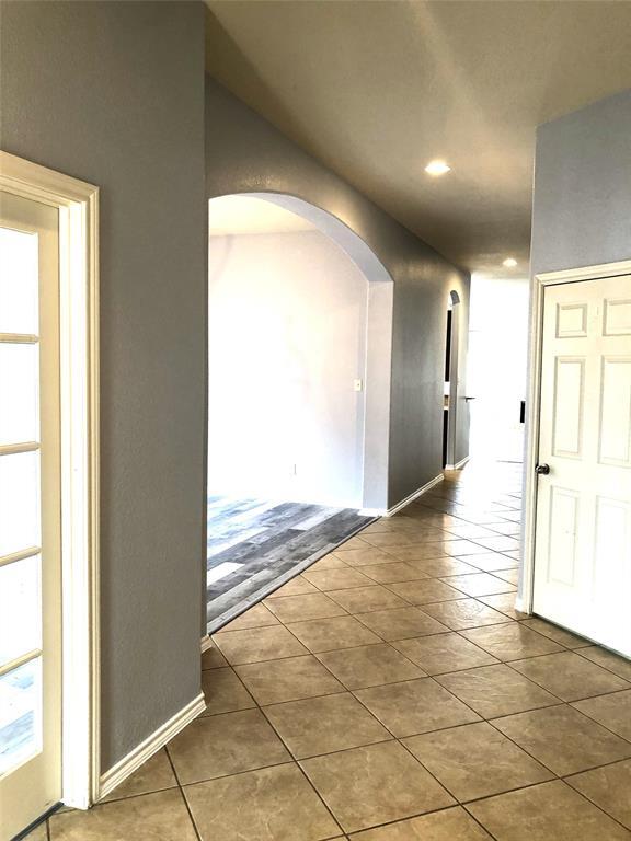 Building Photo - 11617 Glen Knoll Dr