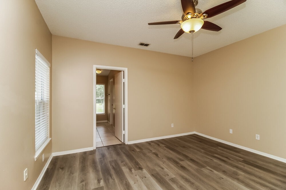 Building Photo - 332 Cello Cir