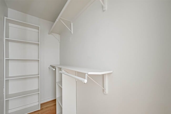 Building Photo - 218 E 14th St