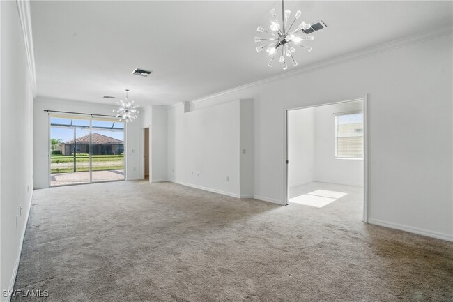 Building Photo - 1767 Alameda Dr
