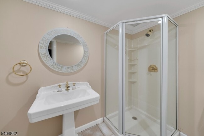 Building Photo - 19 Lea Pl