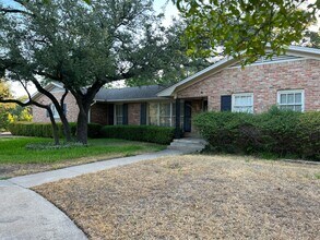 Building Photo - Single Family Home