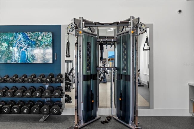 Building Photo - 1101 S Tamiami Trl