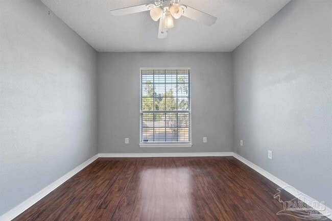 Building Photo - 547 Shiloh Dr