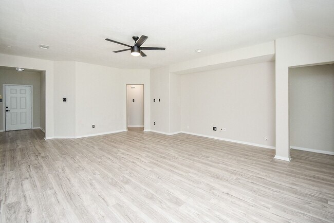 Building Photo - 14703 Concord Grove