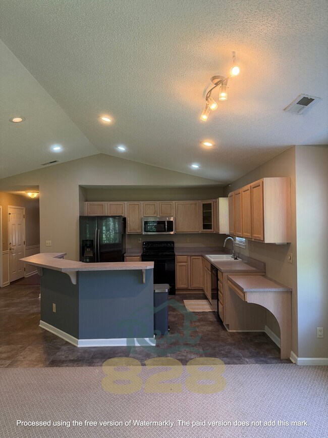 Building Photo - 37 Sunview Cir