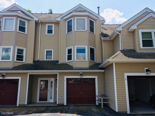 Primary Photo - 2 br, 2.5 bath Townhome - 6 Tisdale Dr # 6