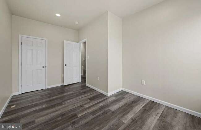 Building Photo - Charming 4 Bedroom Home in West Baltimore