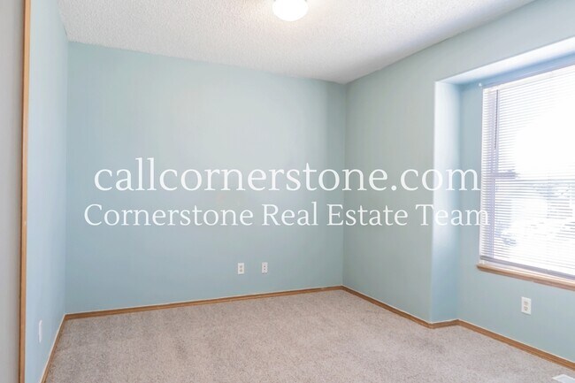 Building Photo - 5312 Luster Dr
