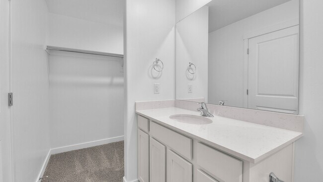 Building Photo - 4550 Horton Wy