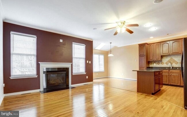 Building Photo - 25859 Kirkwood Square