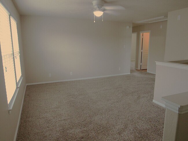 Building Photo - Spacious, modern and close to everything