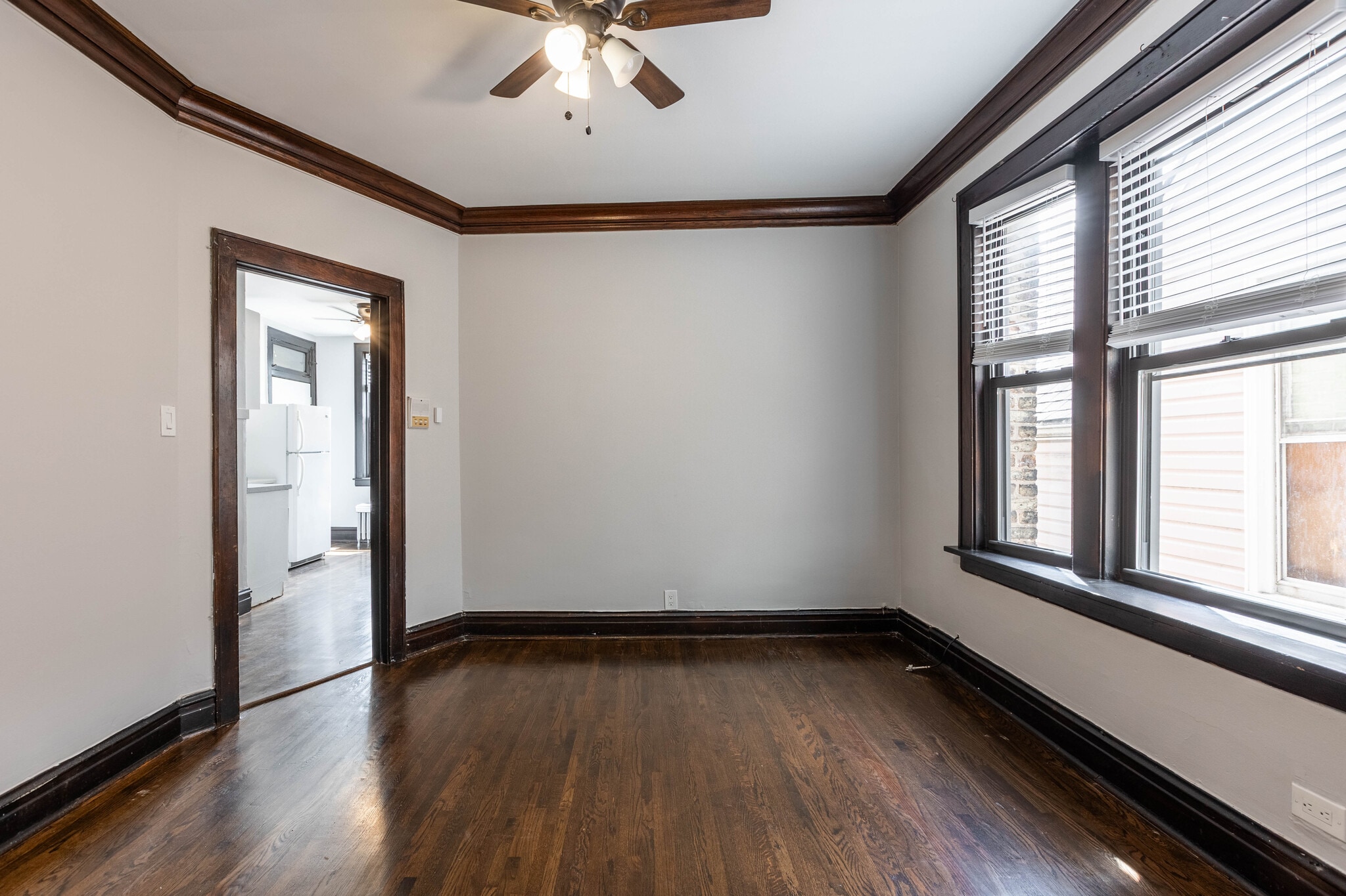 Building Photo - 3817 N Drake Ave