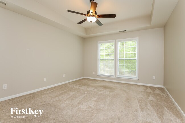 Building Photo - 242 Mayfield Dr