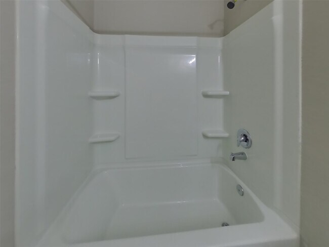 Building Photo - 15673 Briar Frst Dr