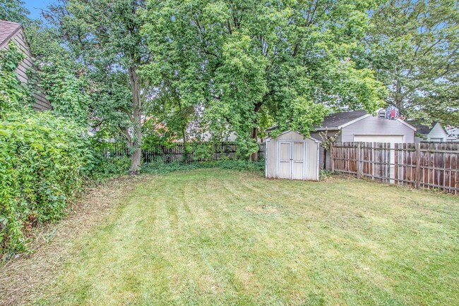 Building Photo - 1147 Veto St NW