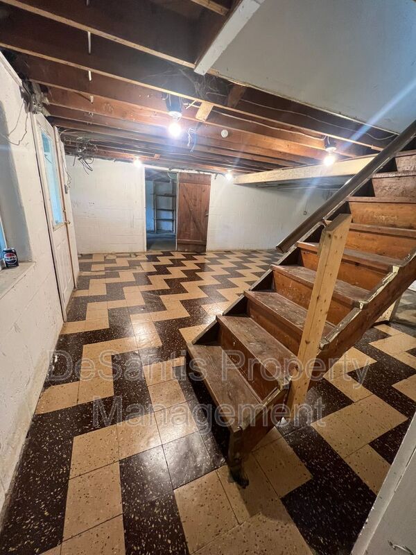 Building Photo - 20825 Rte 19