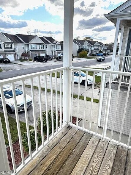 Building Photo - 2264 Bizzone Cir