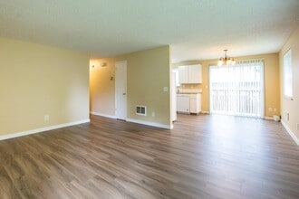 Building Photo - 3542 NE Division St