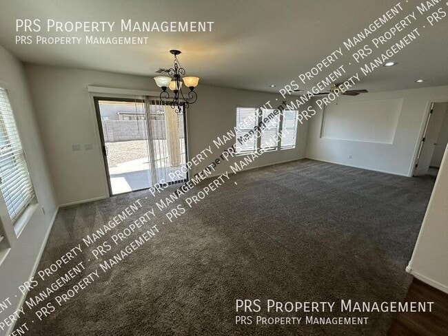Building Photo - 45563 W Starlight Dr