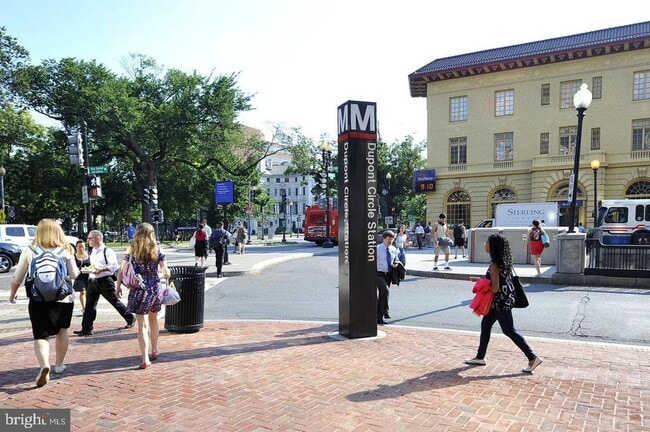 Building Photo - 2153 California St NW