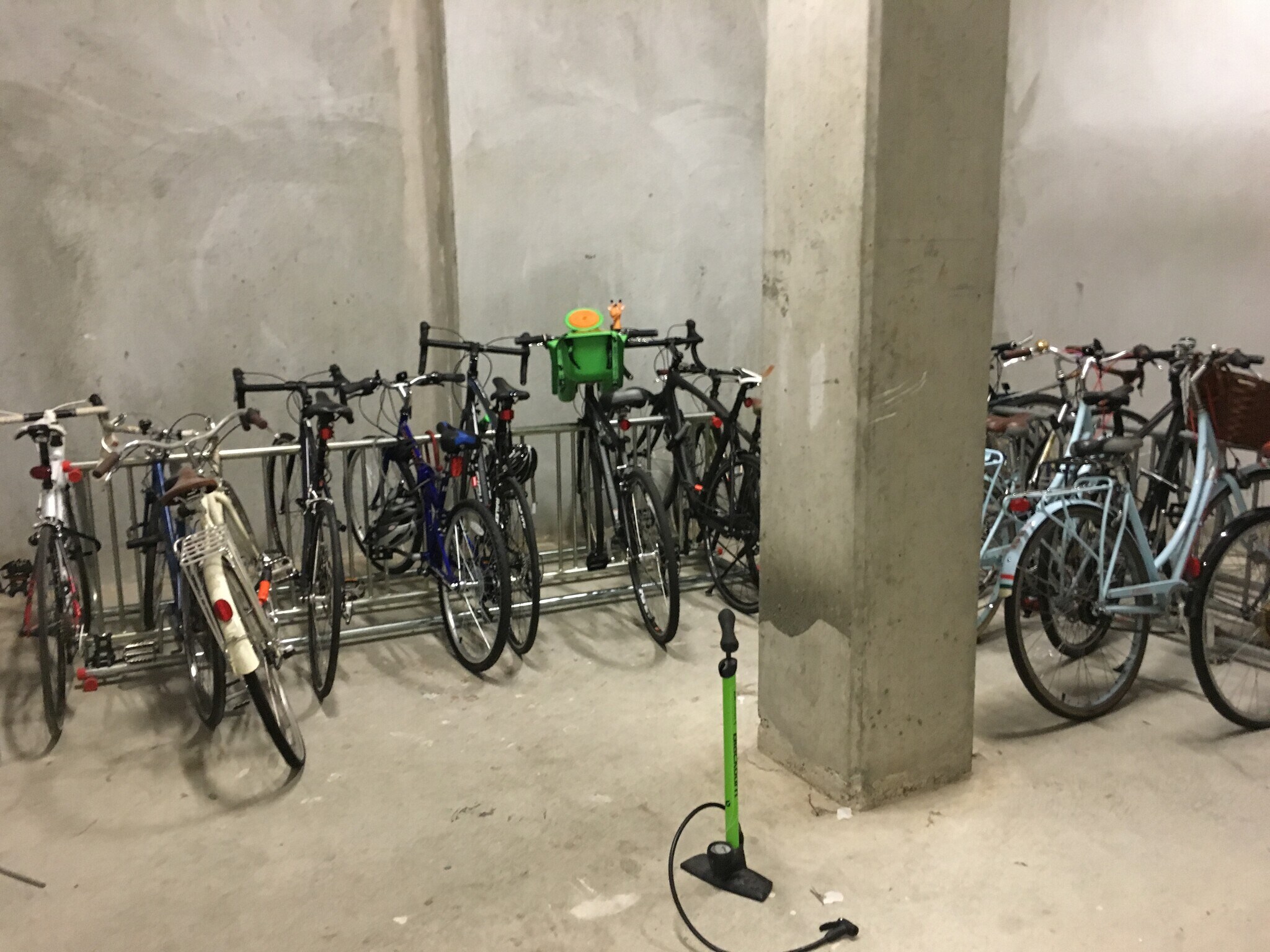 Bike Room - 555 Bartlett St