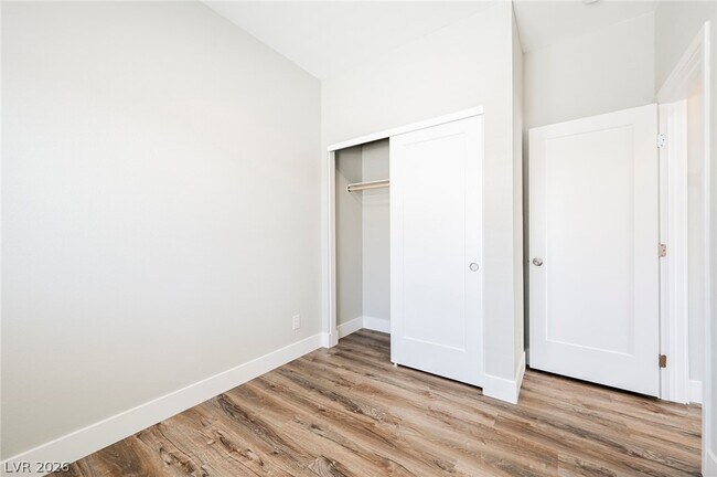 Building Photo - 5018 Holt Ave