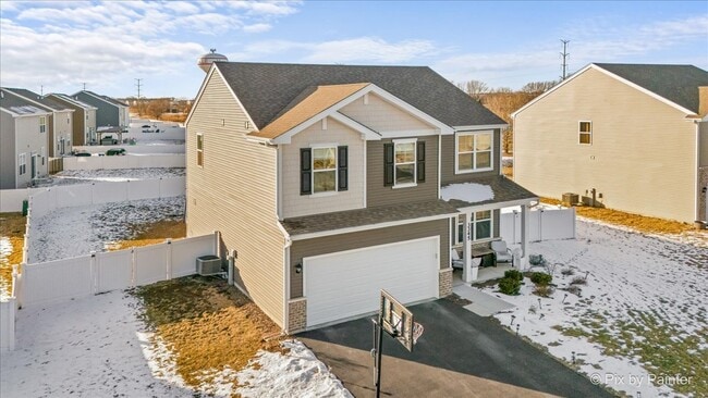 Building Photo - 3345 Seeley St