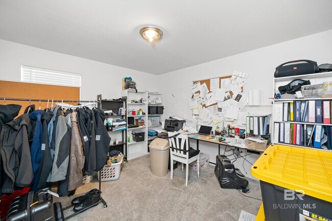 Building Photo - 27461 Elise Ct