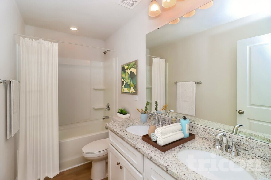 Building Photo - 109 Queenshall Rd