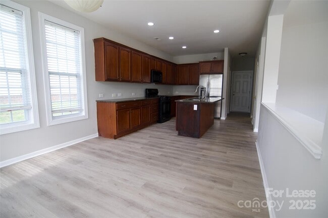 Building Photo - 14813 Provence Ln