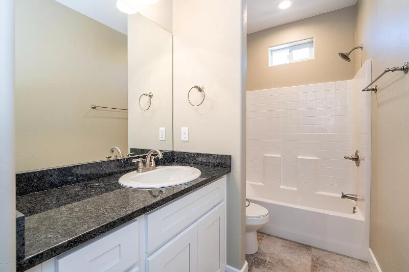 Building Photo - 2430 W Pikes Peak Dr