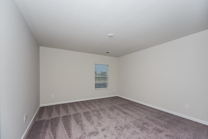 Building Photo - 74 Blue Fescue Way