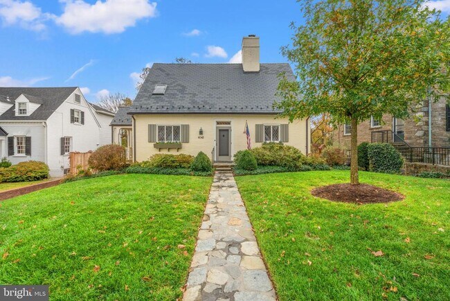 Building Photo - 6045 Edgewood Terrace