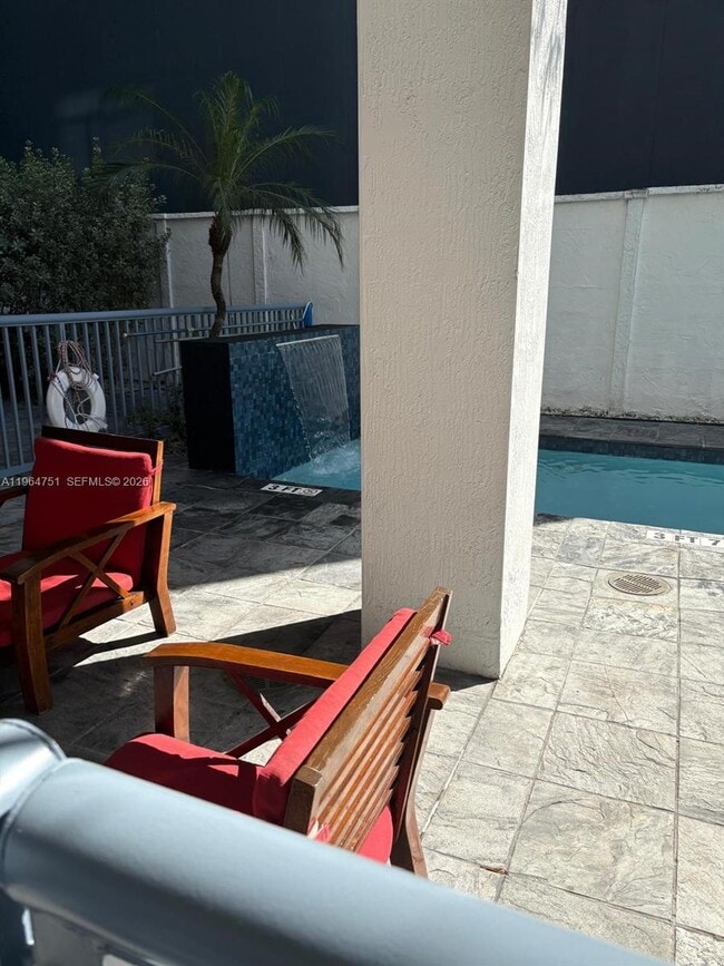 Building Photo - 234 NE 3rd St