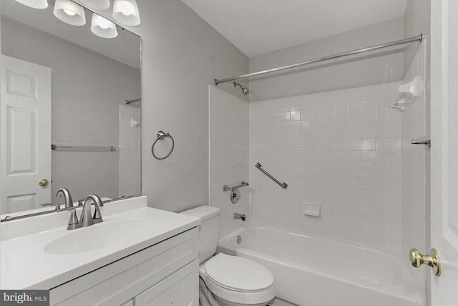 Building Photo - 20585 Triple Crown Ct