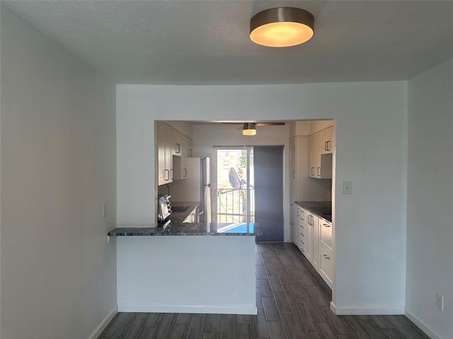 Building Photo - 8087 Meadow Rd