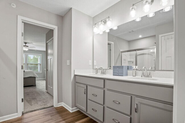 Building Photo - 2459 Bella Rdg