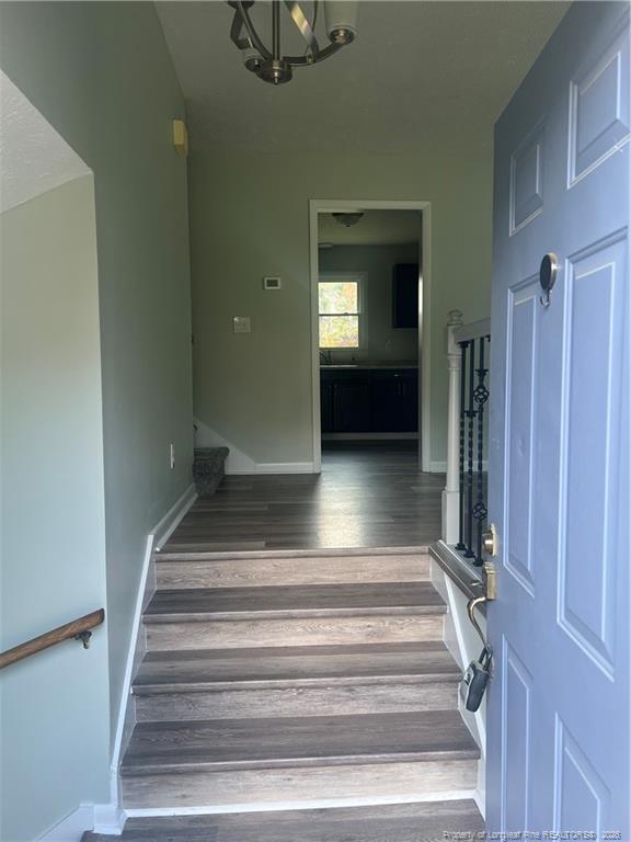 Building Photo - 1215 Patrick Dr