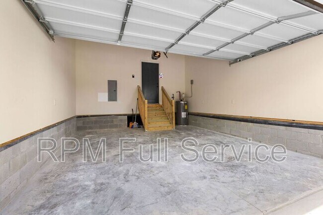 Building Photo - 4021 Clarksville Pike