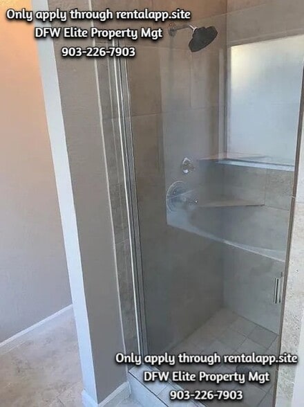 Building Photo - 468 Maplegrove Rd