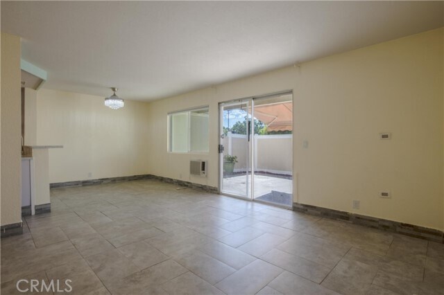 Building Photo - 26152 Los Viveros