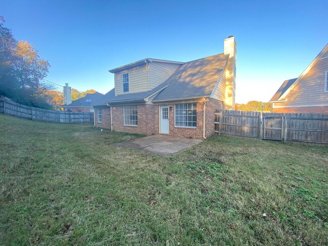 Building Photo - 4 bed, 2.5 bath in Cordova with new ss app...