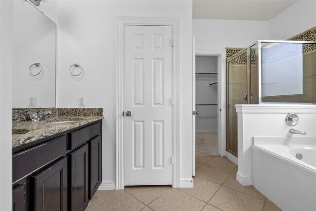 Building Photo - 21507 Bedias Creek Dr