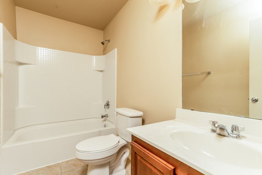 Building Photo - 8500 Shallow Creek Dr