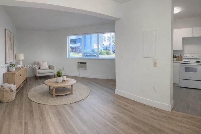 Building Photo - 791 SW 64th Ave