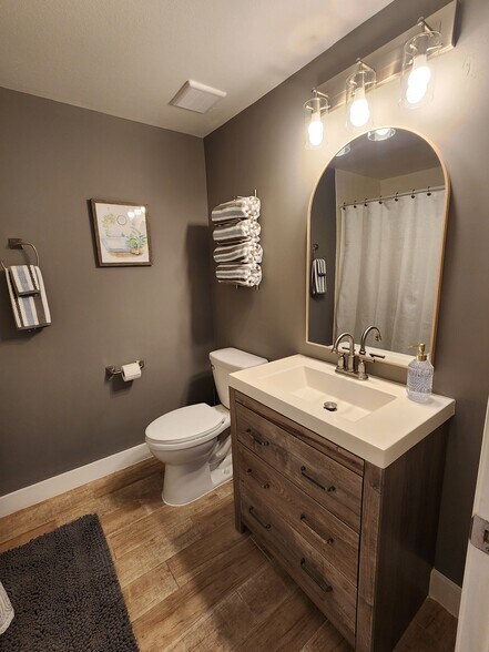 Building Photo - 7882 Sailboat Key Blvd S