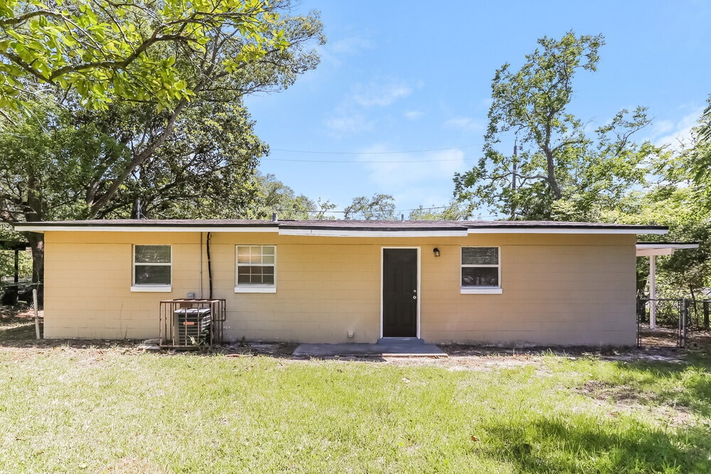 Building Photo - 6529 Hugh Ct