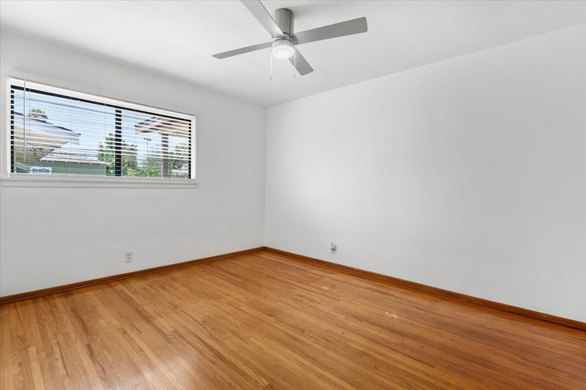 Building Photo - 1127 Harrison Ave