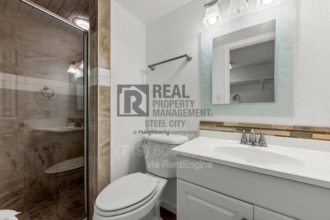 Building Photo - 12 Chicory Ct